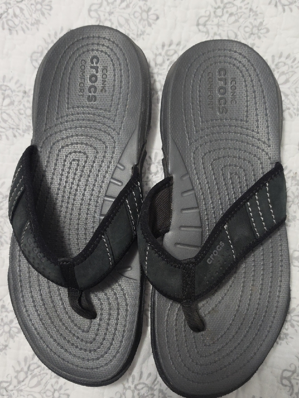 CROCS Black Gray Men's Foam Flip Flops